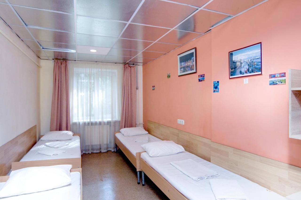 Podolski Parus Hostel *